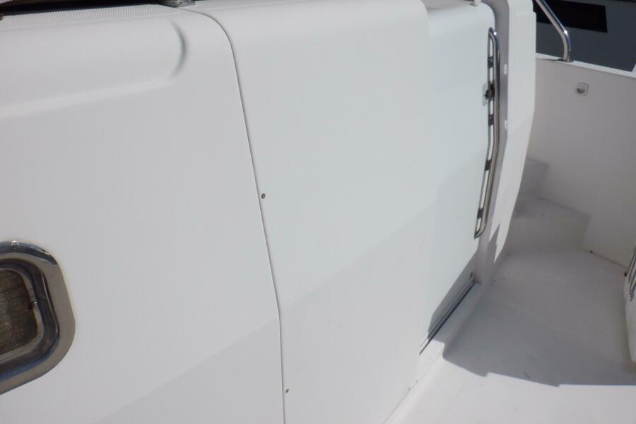 43' 2002 Mainship 430 Trawler