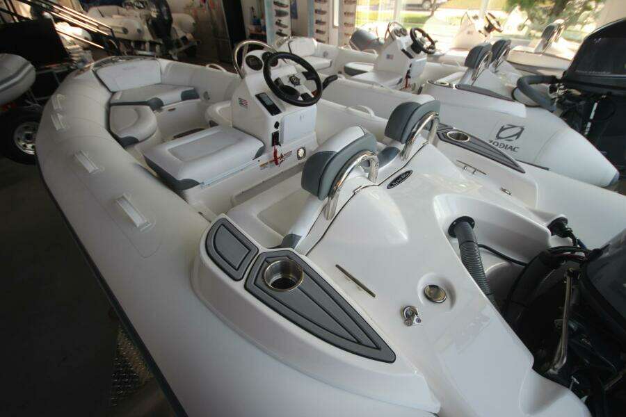 Boat Show Special Pricing 14ft Zodiac Yacht For Sale