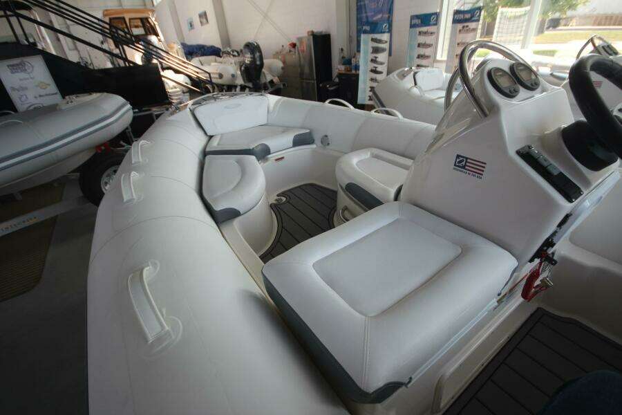 Boat Show Special Pricing 14ft Zodiac Yacht For Sale