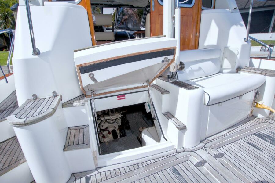 45' 2001 Linssen DS 45