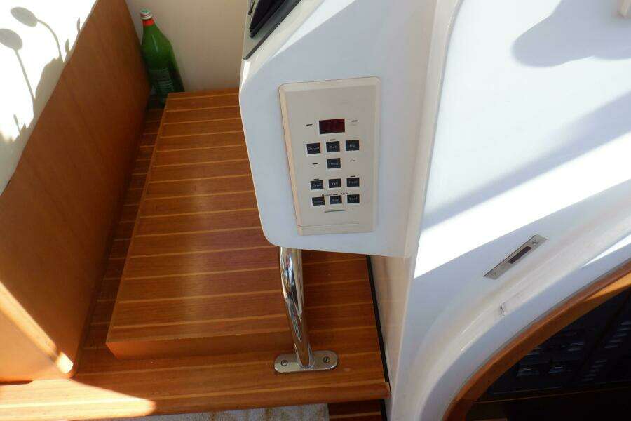 Vivace 45ft Linssen Yacht For Sale