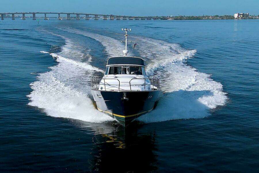 Vivace 45ft Linssen Yacht For Sale