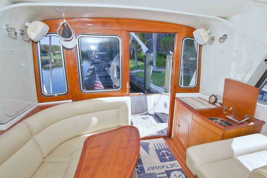 Vivace 45ft Linssen Yacht For Sale