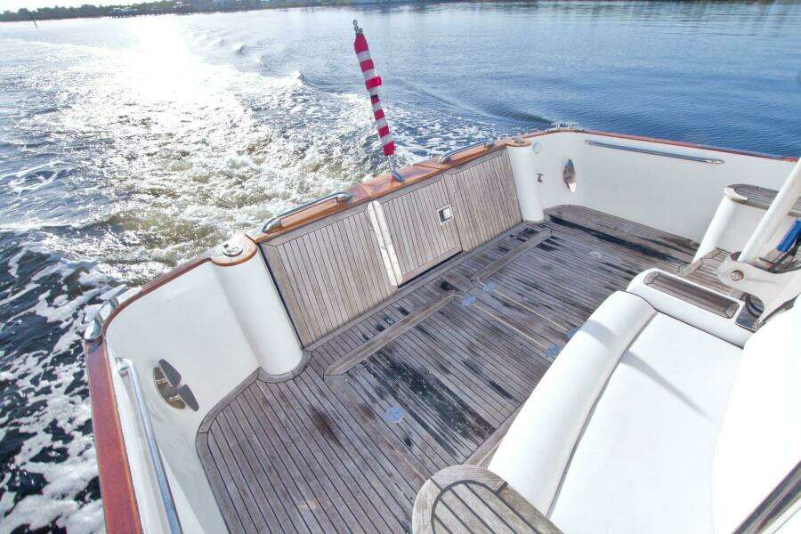 Vivace 45ft Linssen Yacht For Sale