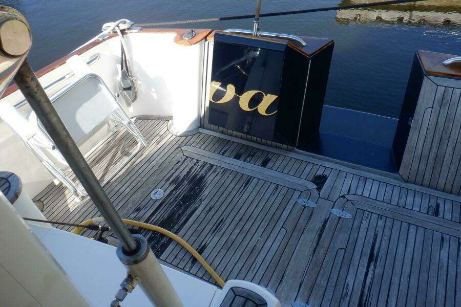 Vivace 45ft Linssen Yacht For Sale