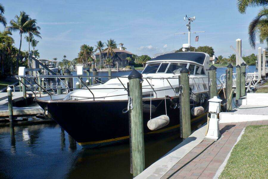 Vivace 45ft Linssen Yacht For Sale