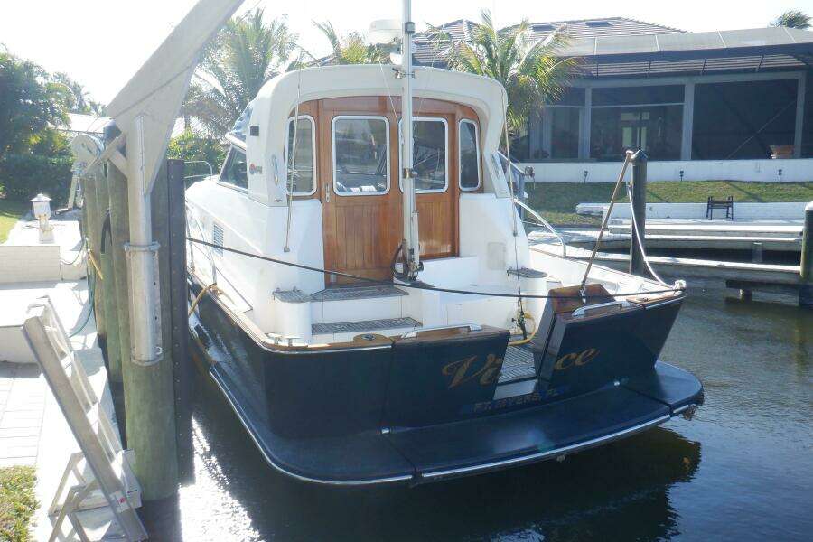 Vivace 45ft Linssen Yacht For Sale