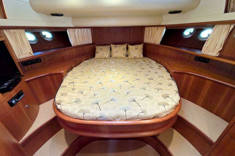 Vivace 45ft Linssen Yacht For Sale