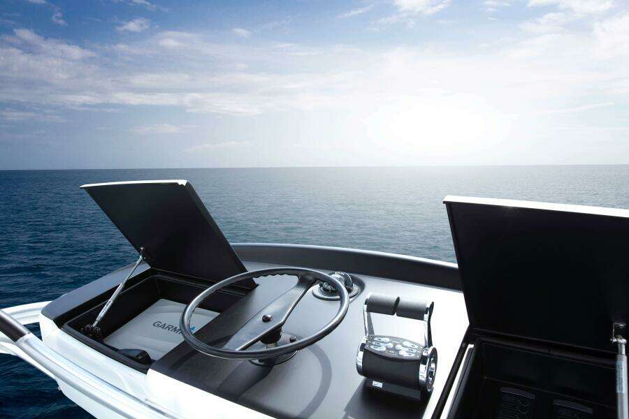 Viking 58 Convertible Tower Helm