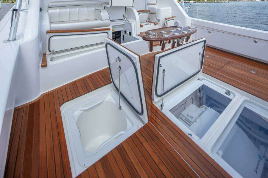 Viking 58 Convertible Cockpit