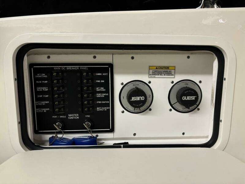 28ft Sea Ray Yacht For Sale