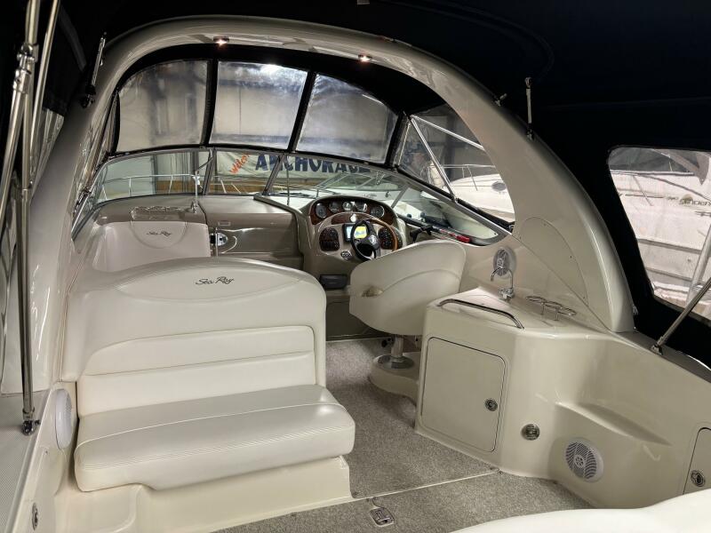 28' 2007 Sea Ray 280 sundancer