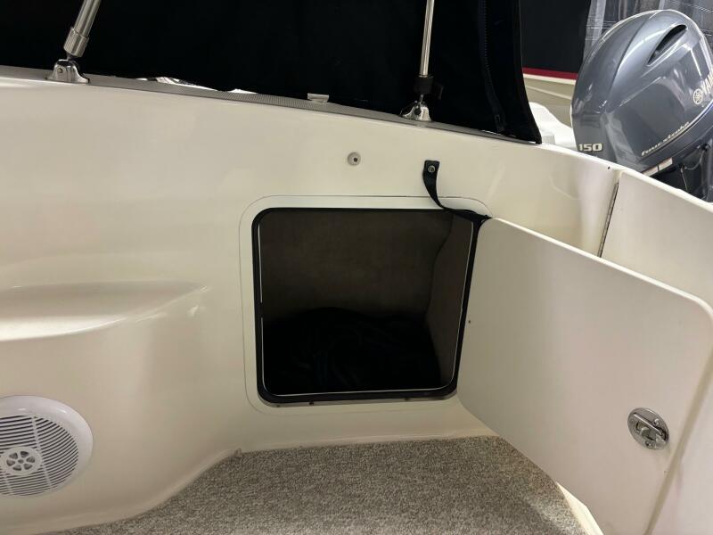 28' 2007 Sea Ray 280 sundancer