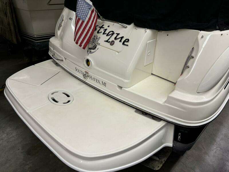 28ft Sea Ray Yacht For Sale