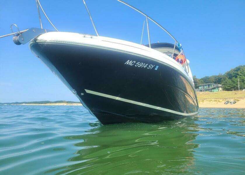 28ft Sea Ray Yacht For Sale