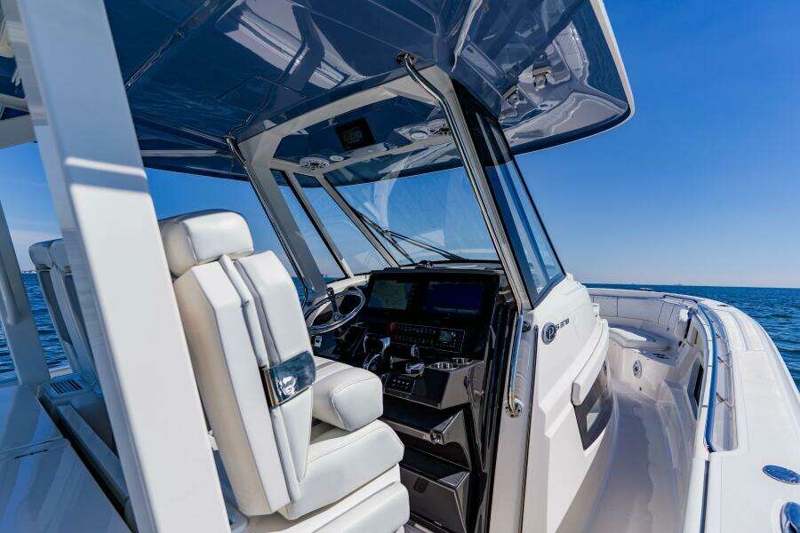 Blue Skies 40ft Pursuit Yacht For Sale