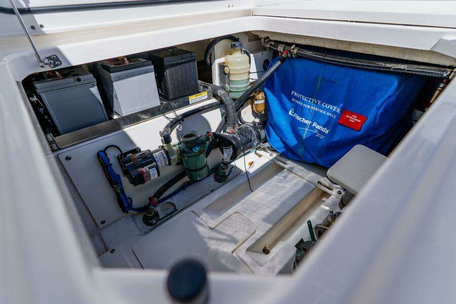 Blue Skies 40ft Pursuit Yacht For Sale