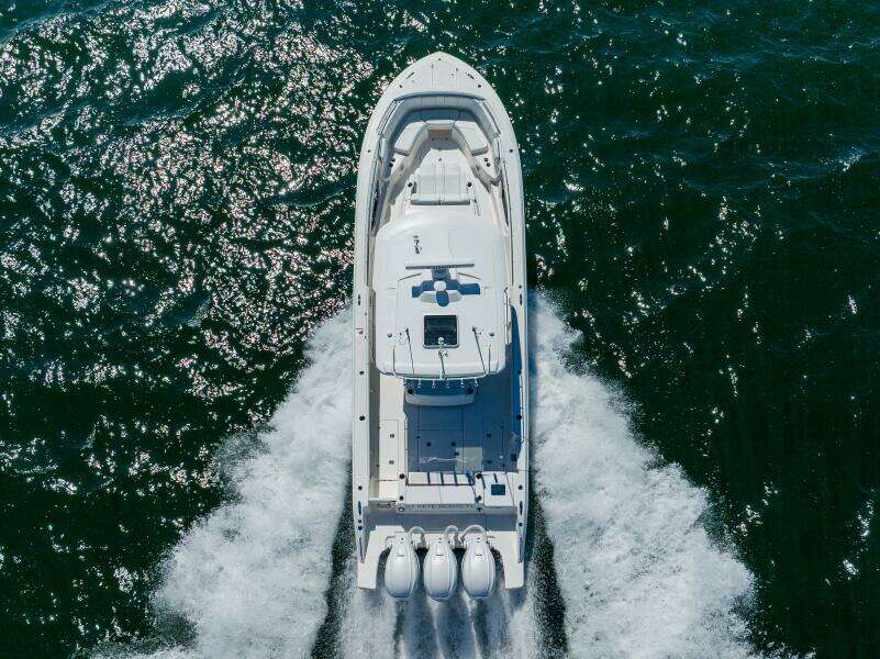 Blue Skies 40ft Pursuit Yacht For Sale