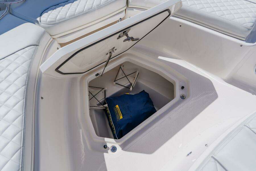 Blue Skies 40ft Pursuit Yacht For Sale