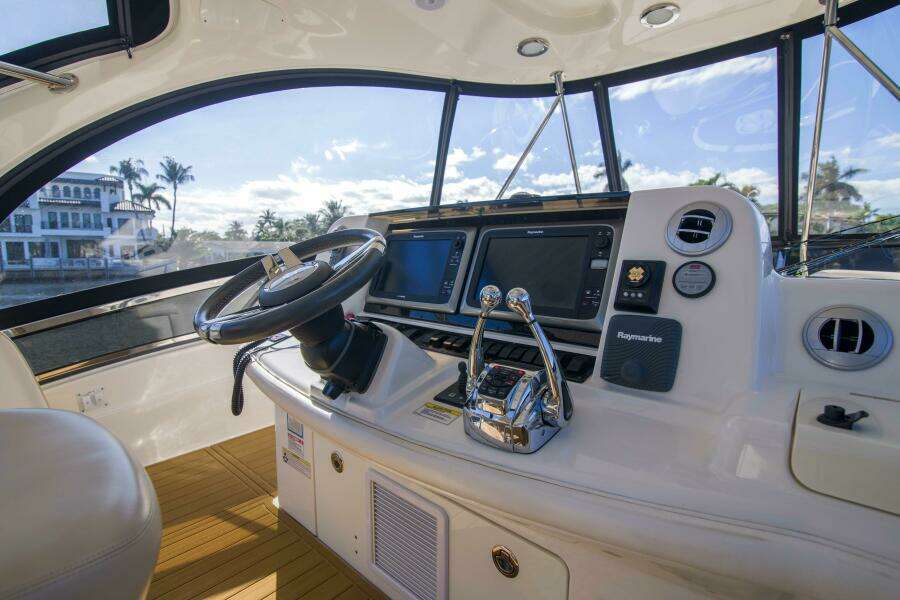 Sea Ray 52 - Exodus - Flybridge 