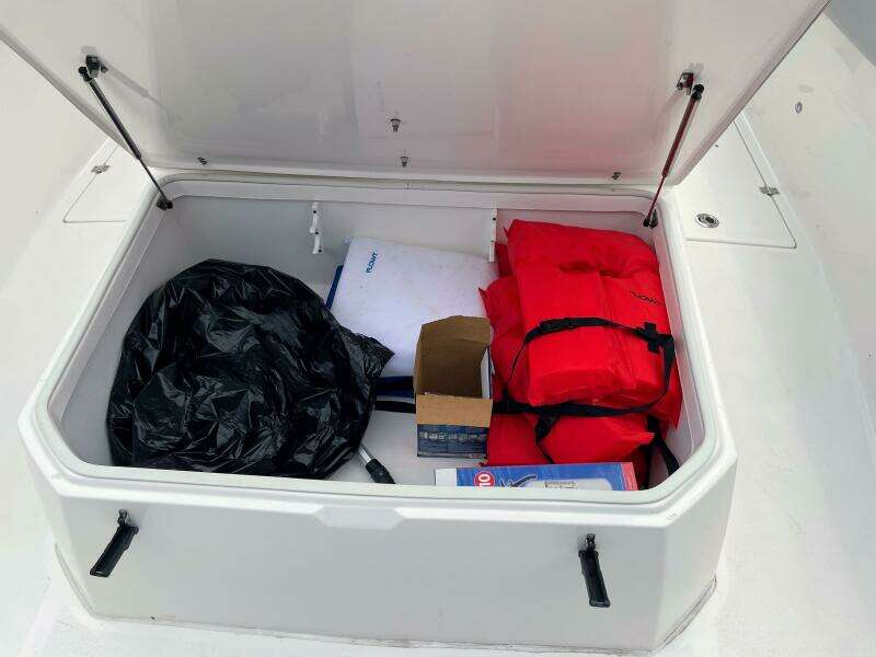 32ft Sea Fox Yacht For Sale