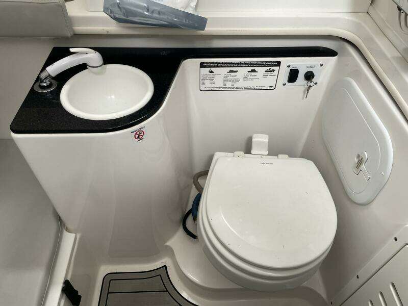 32ft Sea Fox Yacht For Sale