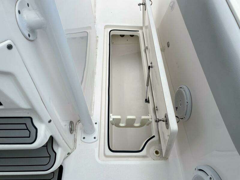 32ft Sea Fox Yacht For Sale