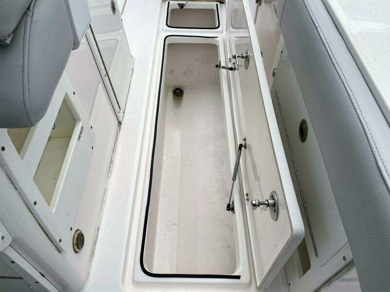 32ft Sea Fox Yacht For Sale