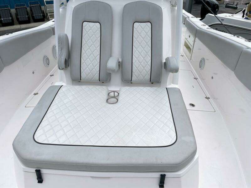 32ft Sea Fox Yacht For Sale