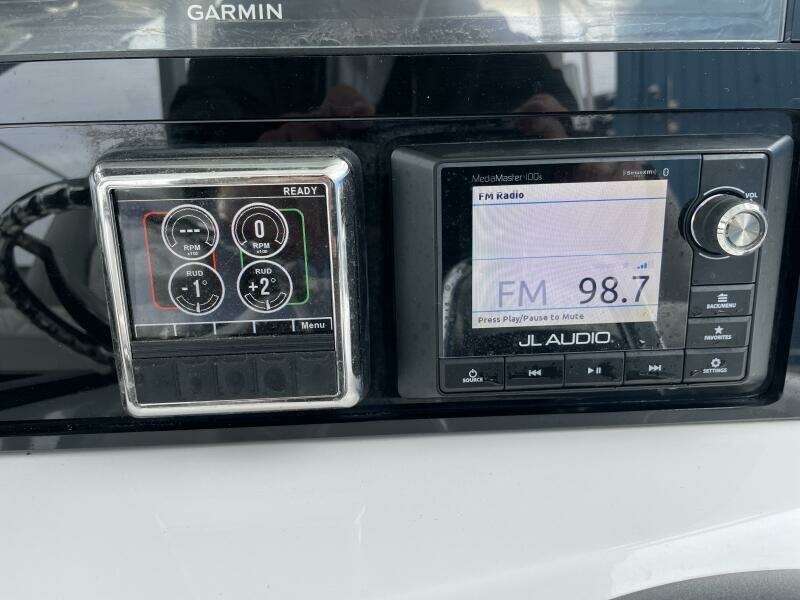 32ft Sea Fox Yacht For Sale