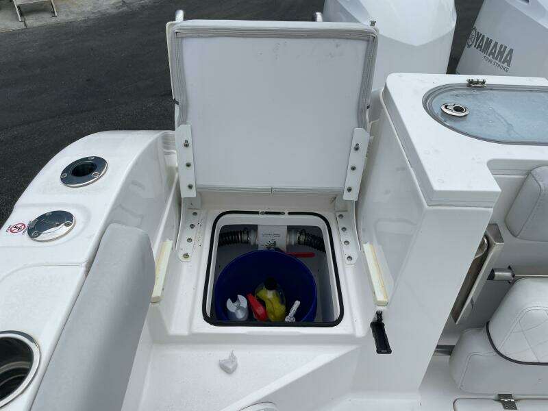 32ft Sea Fox Yacht For Sale