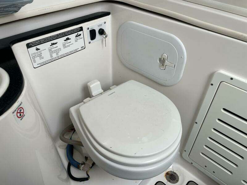 32ft Sea Fox Yacht For Sale