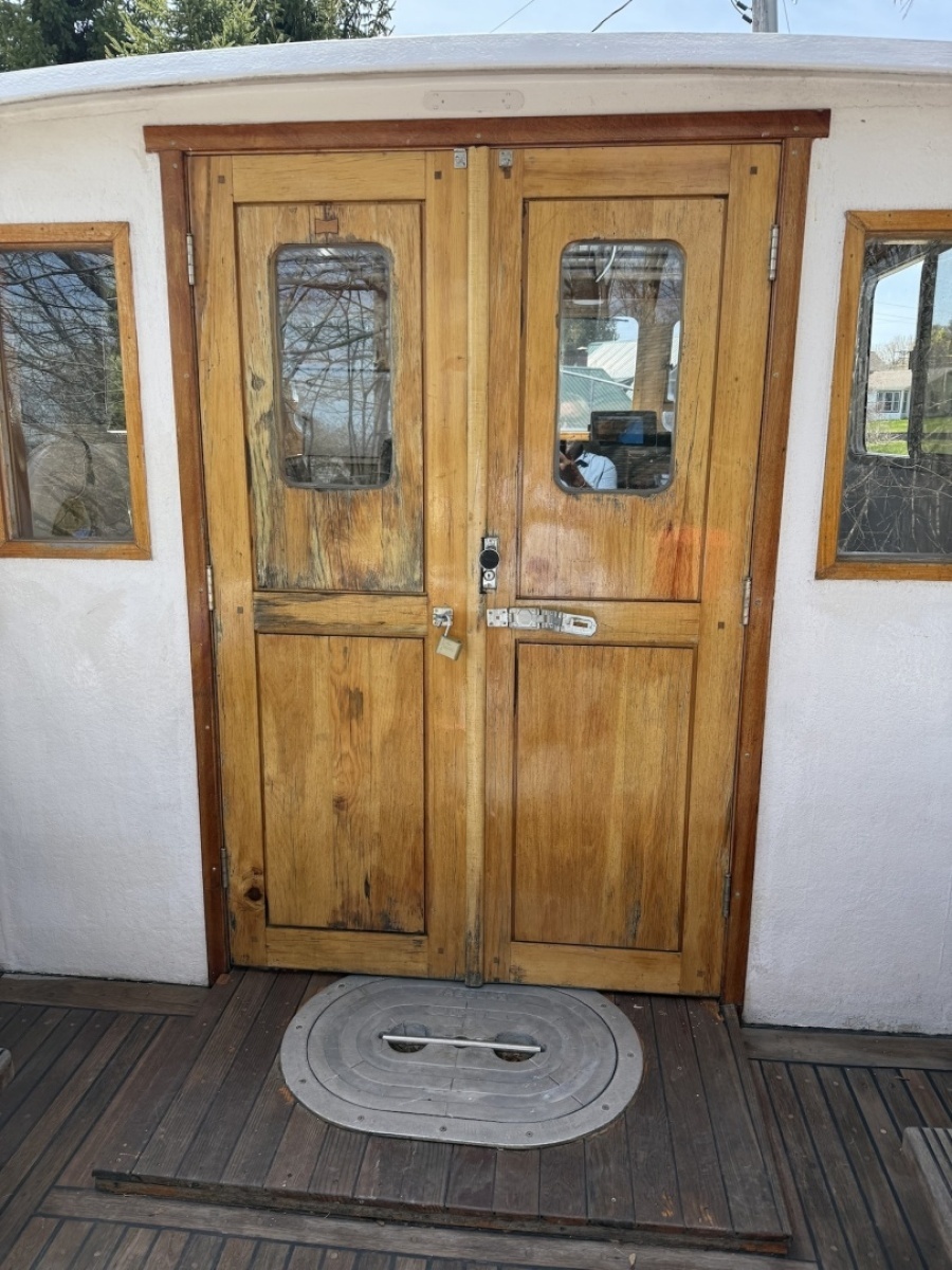 28ft Seaworthy Yacht For Sale