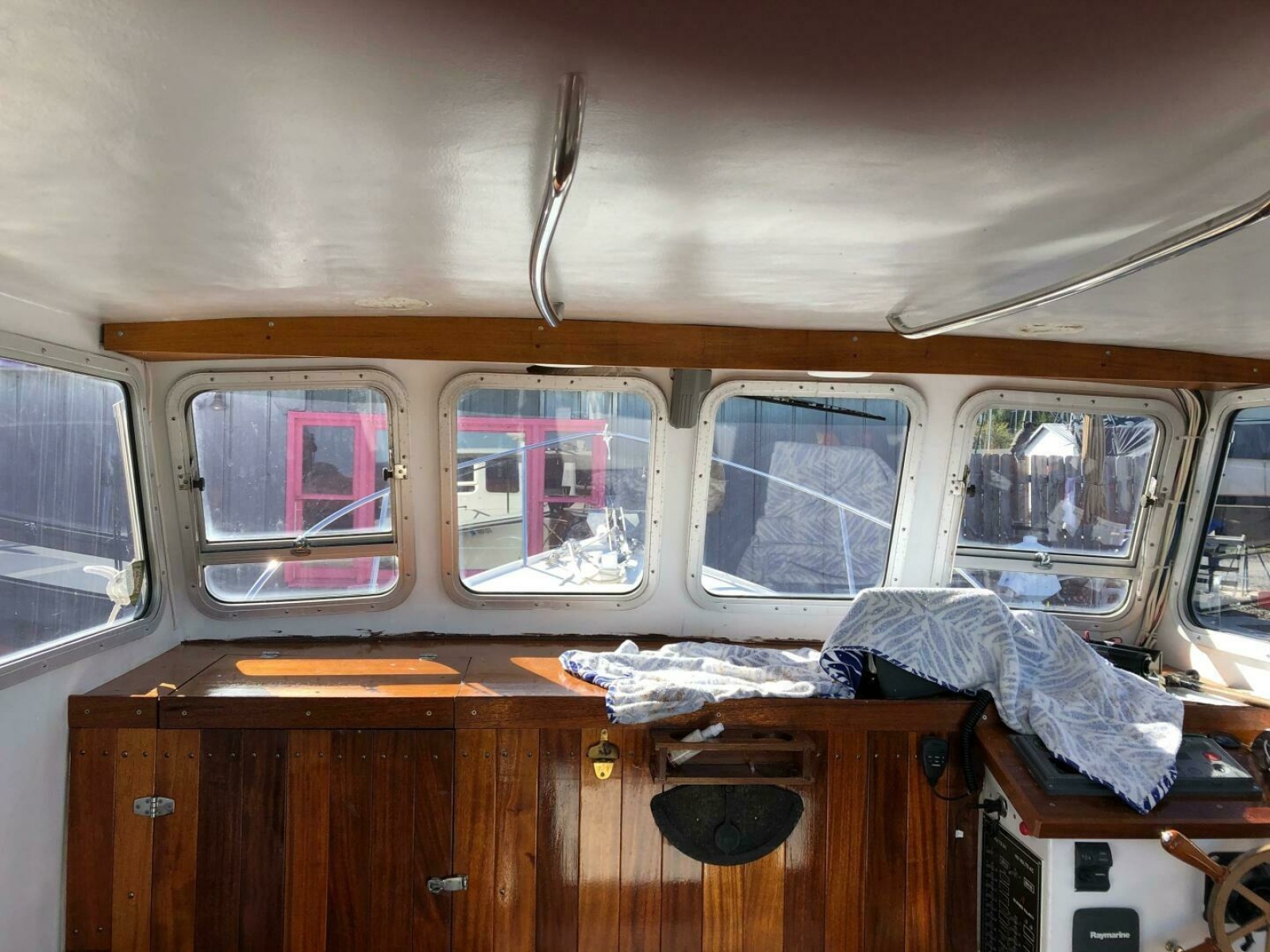 28ft Seaworthy Yacht For Sale