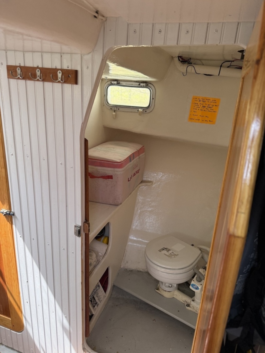 28ft Seaworthy Yacht For Sale