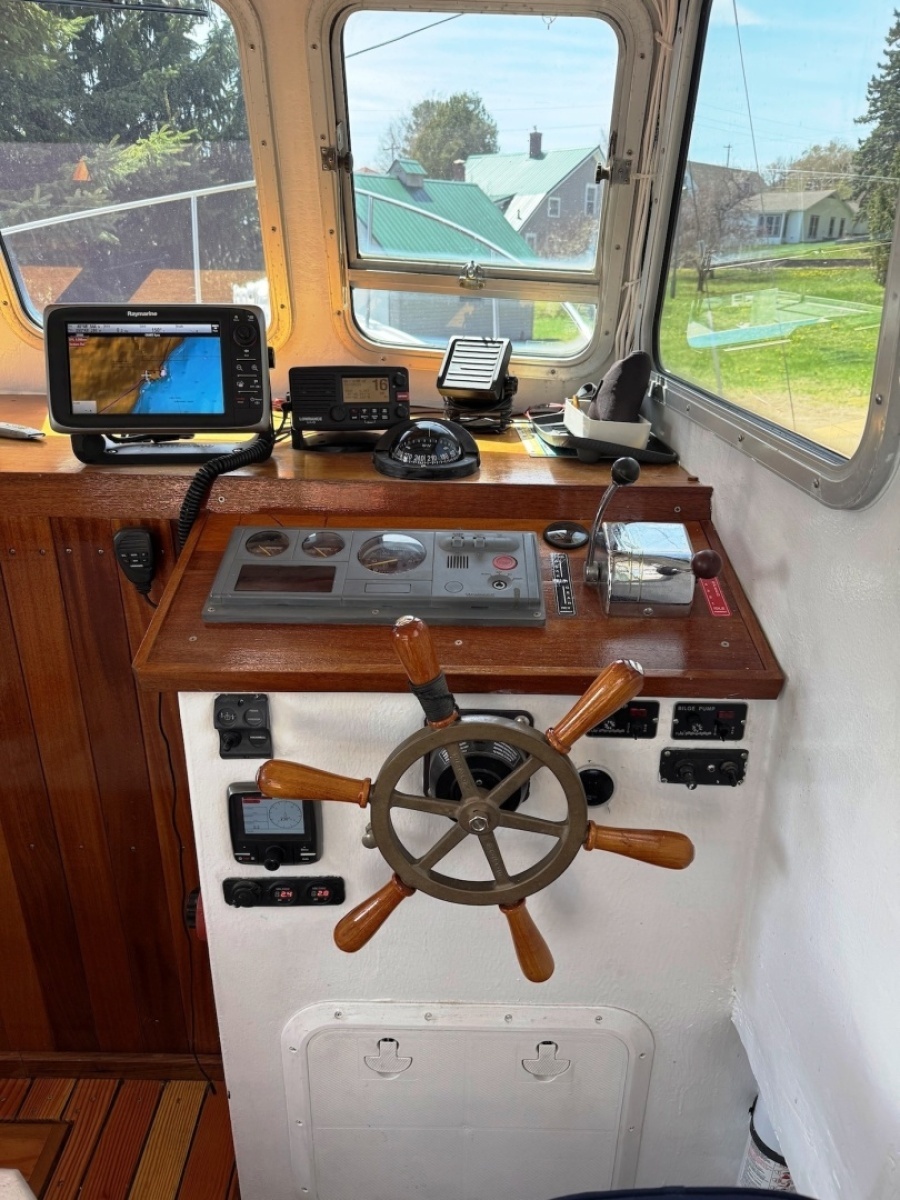 28ft Seaworthy Yacht For Sale