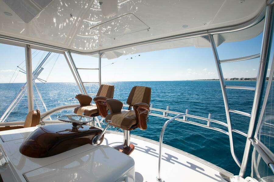 Viking 48 - Dorothy Marie - Flybridge Helm Seats