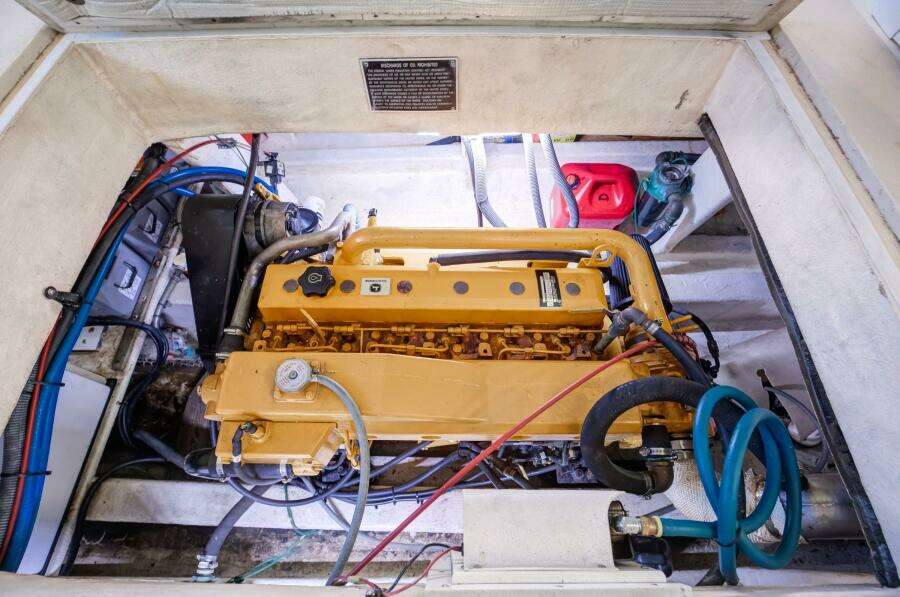 Trawler 46 - Lone Piranha