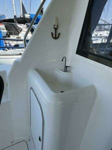 Wicked Twisted Road 37ft Bayliner Yacht For Sale