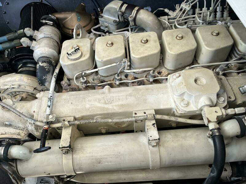 Wicked Twisted Road 37ft Bayliner Yacht For Sale