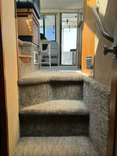 Wicked Twisted Road 37ft Bayliner Yacht For Sale