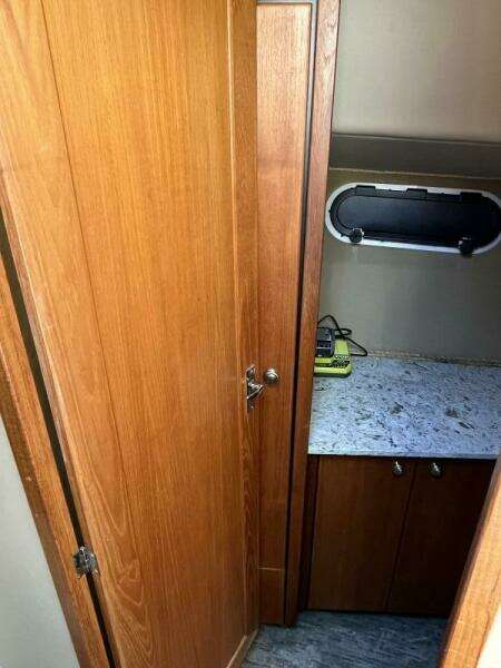 Wicked Twisted Road 37ft Bayliner Yacht For Sale