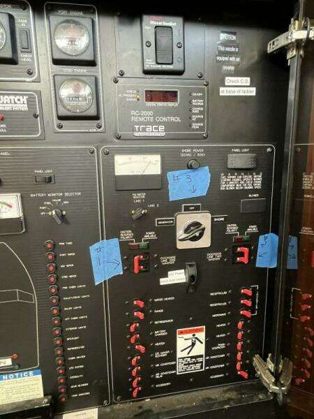 Wicked Twisted Road 37ft Bayliner Yacht For Sale