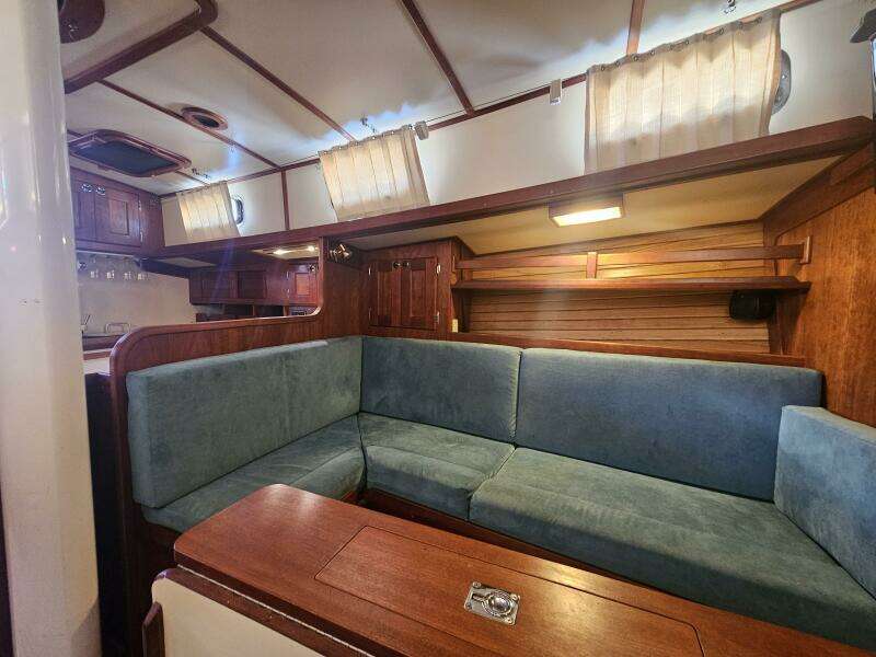 Fidelity 42ft Valiant Yacht For Sale