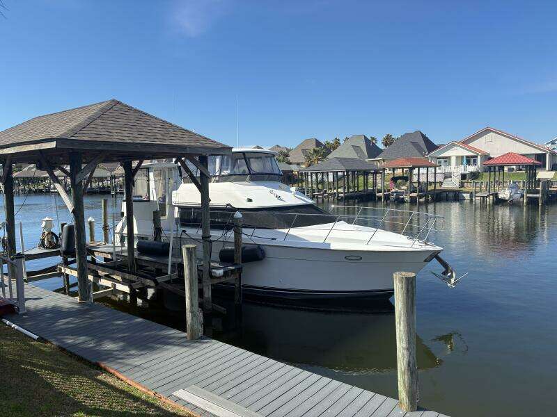 Carver 455 Aft Cabin