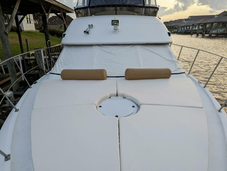 45' 1996 Carver 455 Aft Cabin