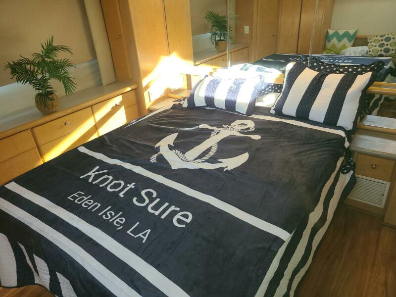 45' 1996 Carver 455 Aft Cabin