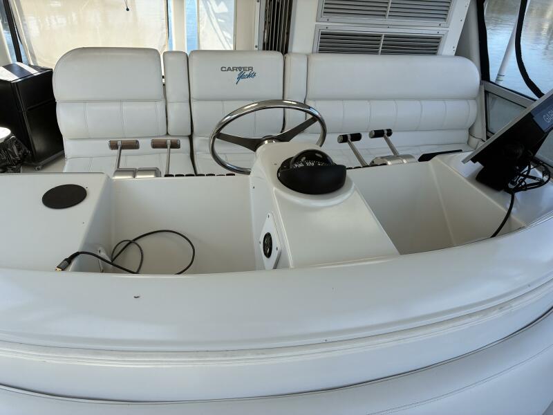 45' 1996 Carver 455 Aft Cabin