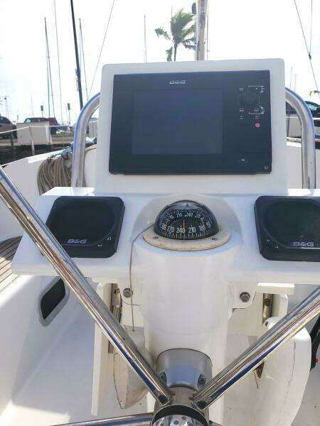 LOTUS 37ft Beneteau Yacht For Sale