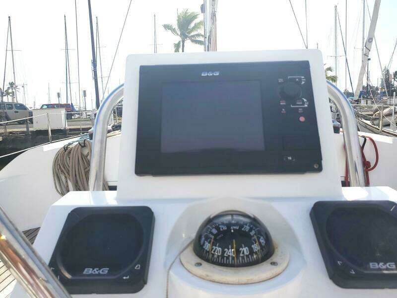 LOTUS 37ft Beneteau Yacht For Sale